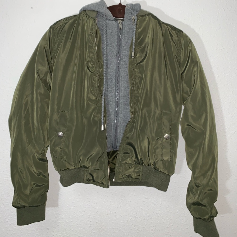 Forever 21 bomber jacket